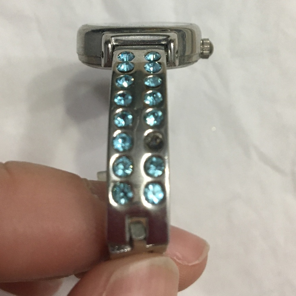 Turquoise colored watch - Picture 2 of 4